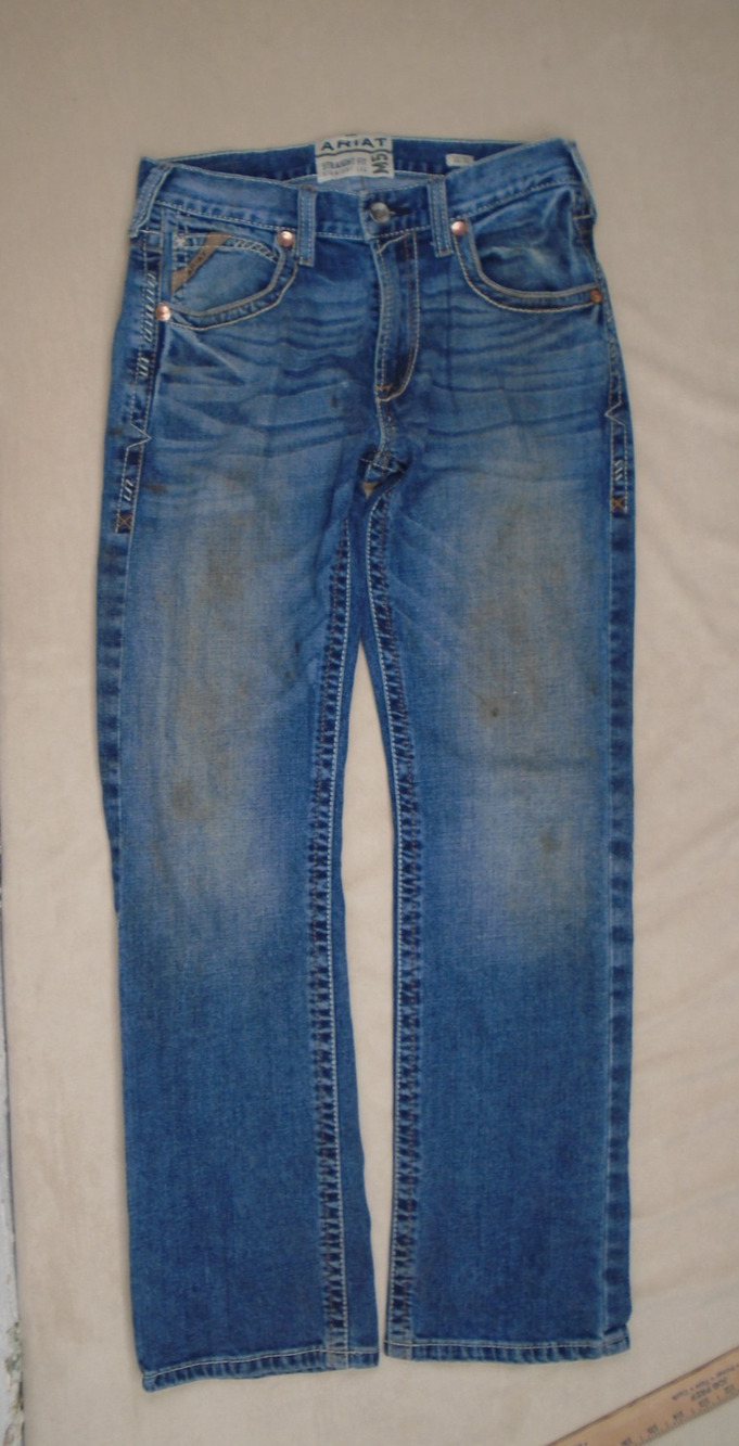 Ariat Men’s Straight Fit Dark Wash Blue Denim Jeans Button Fly 5-Pocket 30x32